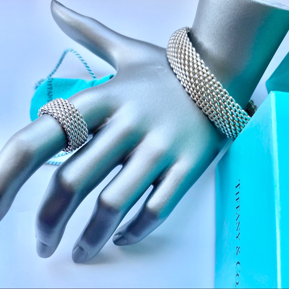 🩵Auth Tiffany&Co.Classic SomersetMeshBangleBracelet 🩵 - Picture 2 of 16